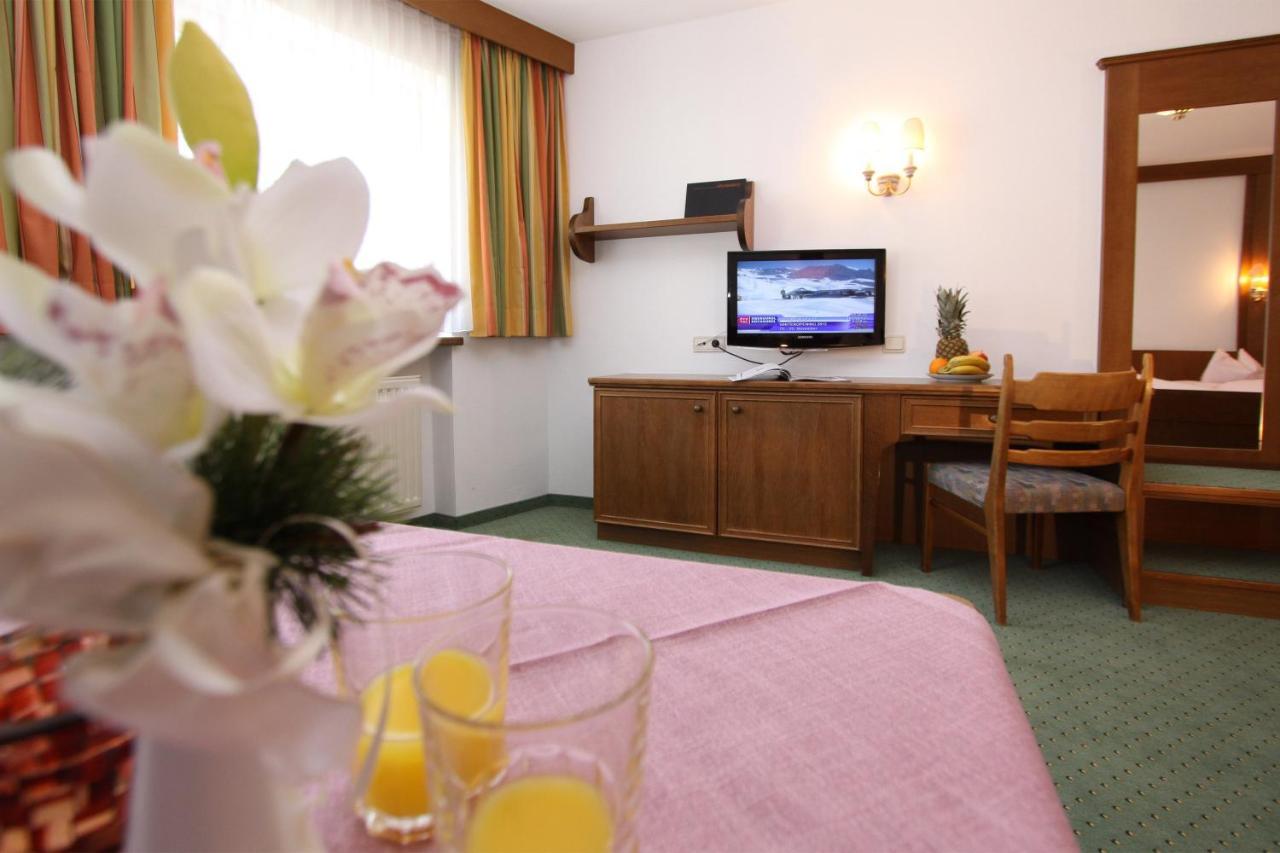 Haus Hohenfels Hotel Obergurgl Room photo